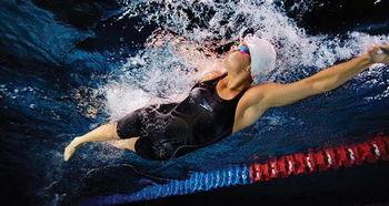 娱乐吃瓜君孙佳俊蝶泳,娱乐吃瓜君的泳坛新秀